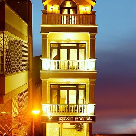 Cozy Hotel Đà Lạt Exterior foto
