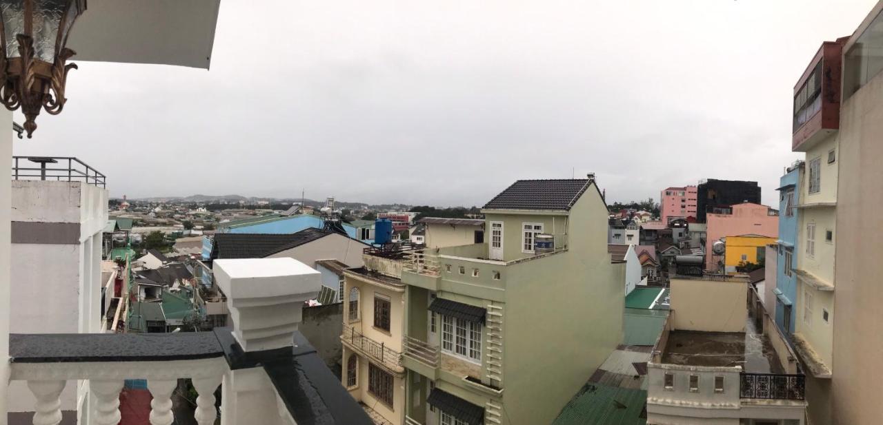 Cozy Hotel Đà Lạt Exterior foto